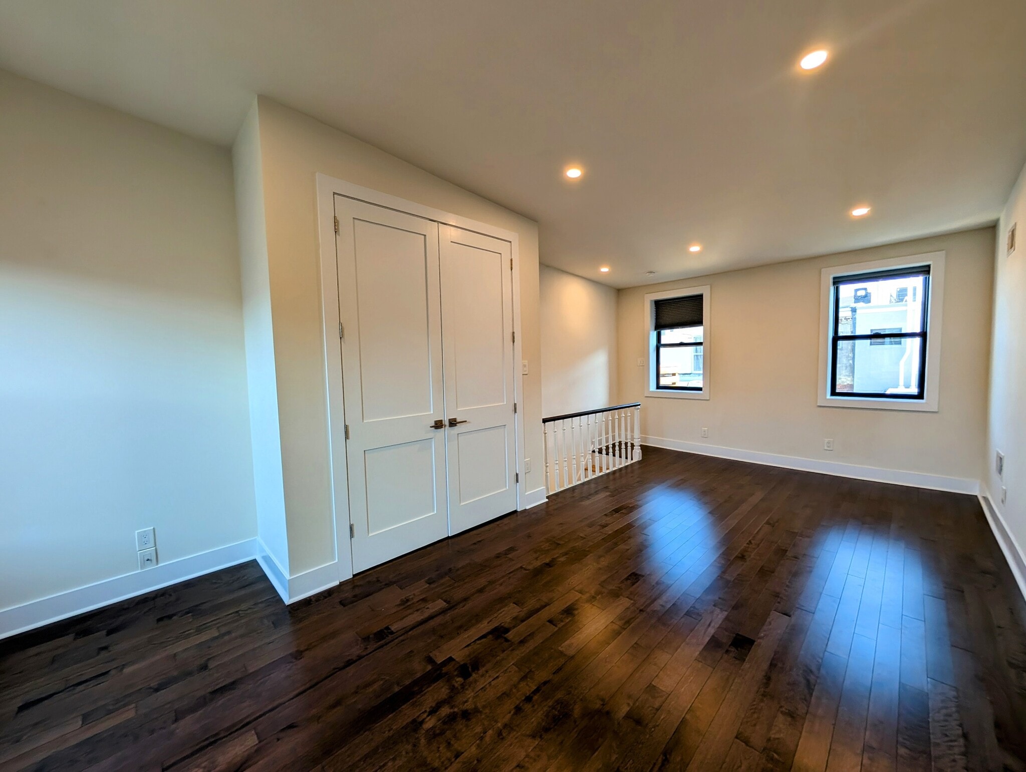 Building Photo - 1118 Titan St