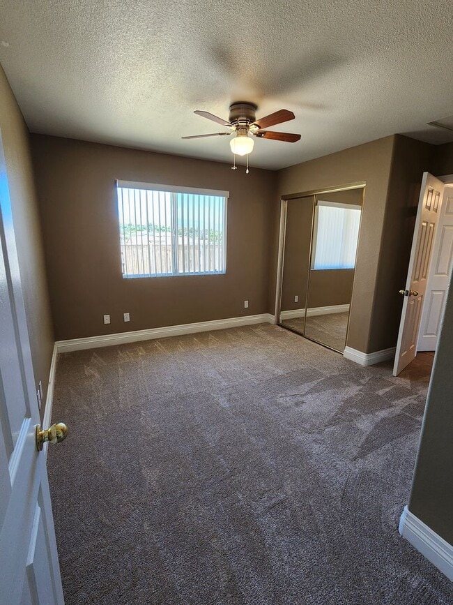 Building Photo - 57062 Millstone Dr