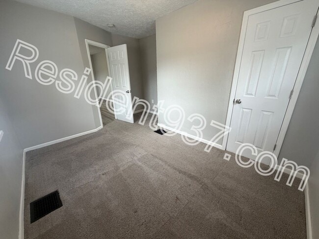 Building Photo - 1641 Horlacher Ave