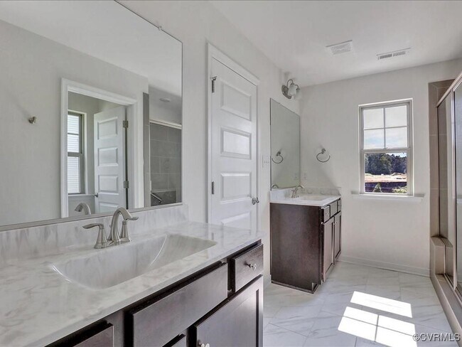 Building Photo - 334 Hay Ml Aly