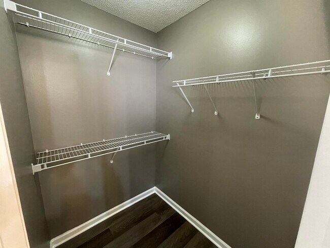 Building Photo - 1428 Radley Cove