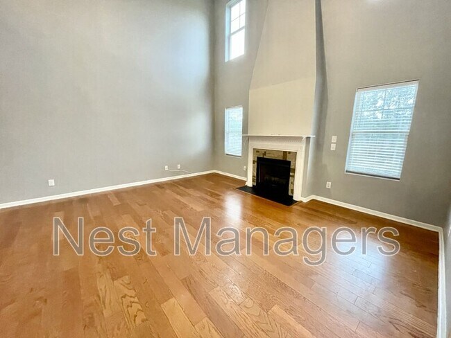 Building Photo - 311 Highgrove Dr