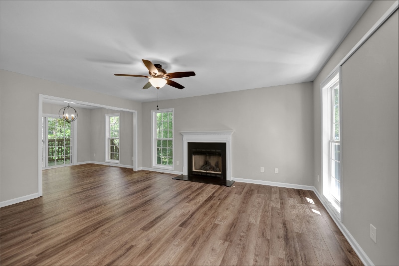 Building Photo - 901 Chalice St