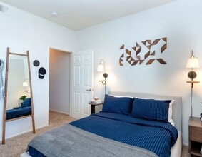 Building Photo - 25339 The Old Rd