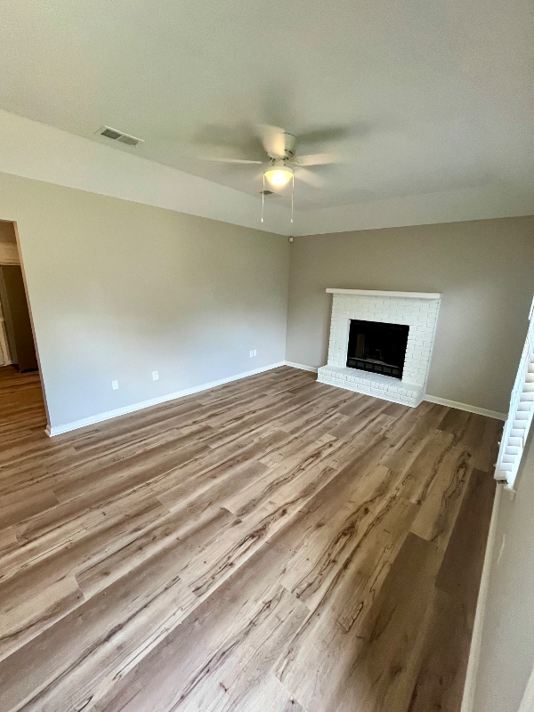 Building Photo - 6954 Cove Cir