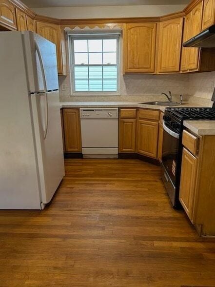 Building Photo - 29 Stegman St