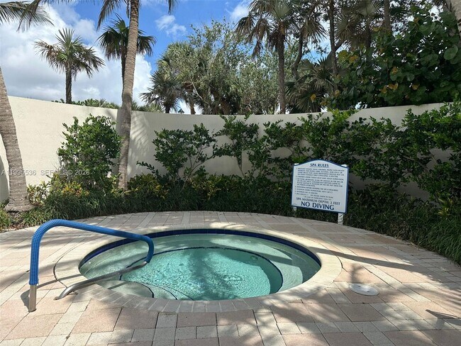 Building Photo - 6001 N Ocean Dr