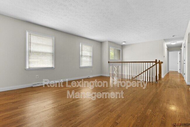 Building Photo - 3330 Tisdale Dr