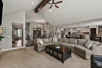 Building Photo - 4606 S 184th Plaza