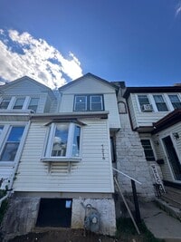 Building Photo - Newly renovated 3 bed/1 bath