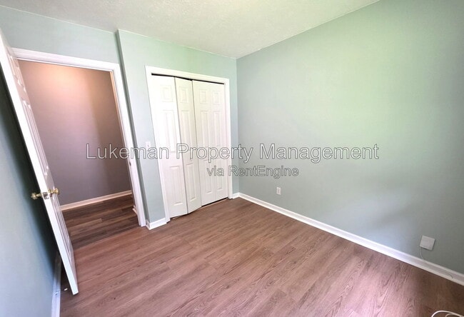 Building Photo - 5635 Monticello Ave