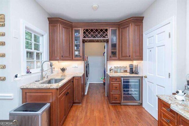 Building Photo - 160 Clipper Bay Dr