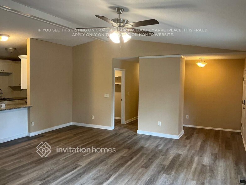 Building Photo - 3318 Courtland Dr