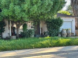 Building Photo - 134 Kim Ave