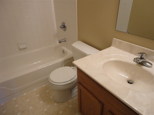 Building Photo - 1777 Woodstock Dr