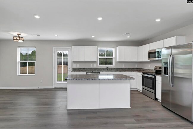 Building Photo - 3041 Blue Brook Ln