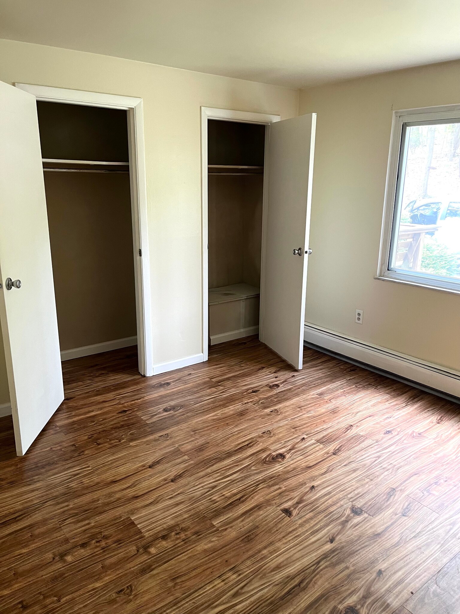 Building Photo - 116 Hickory Hill Ln