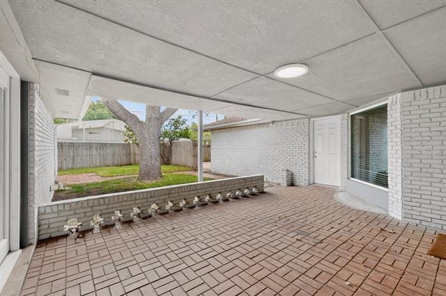 Building Photo - 7631 Meadow Rd