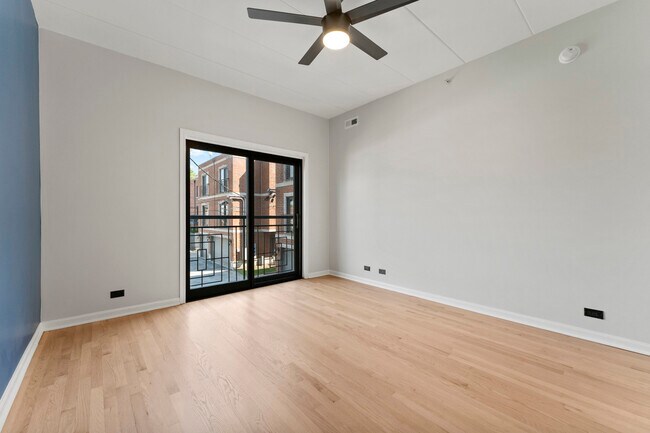 Building Photo - 2807 N 75th Ct