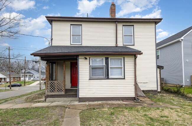 Building Photo - 500 W Wyoming Ave