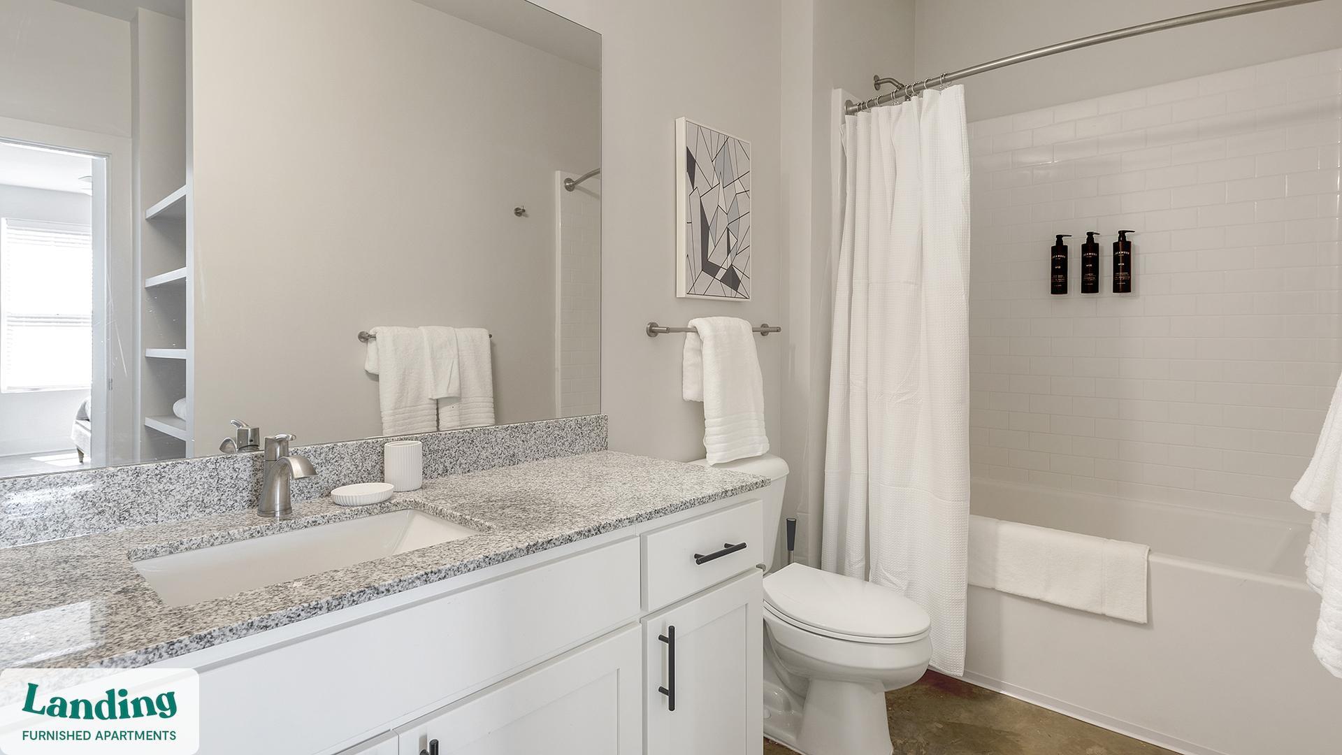 Building Photo - 404 W 26th St