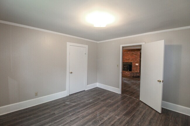 Building Photo - 6228 Rocky Ford Rd