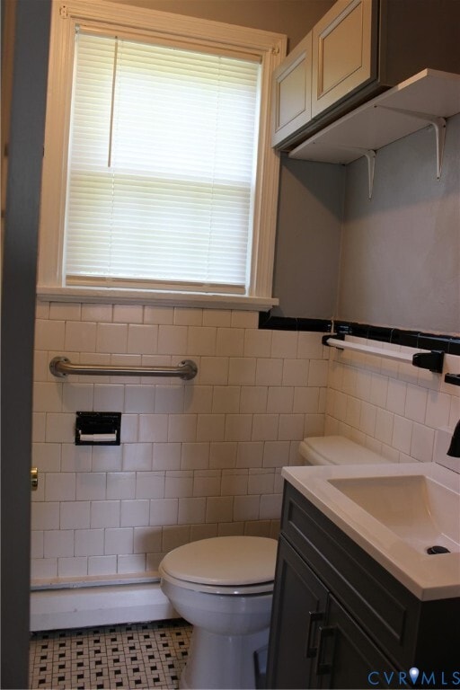 Building Photo - 2300 Farrand St