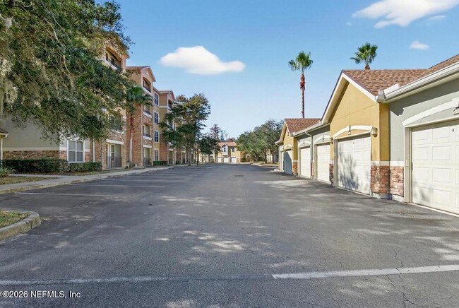 Building Photo - 5617 Bowden Rd