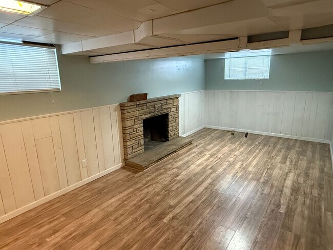 Building Photo - 5 Bedroom Home; Millcreek; 2800 sq ft; Lar...