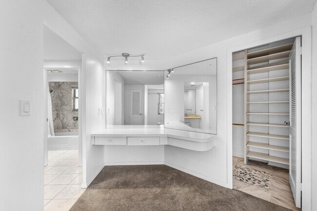 Building Photo - 3475 S Ocean Blvd