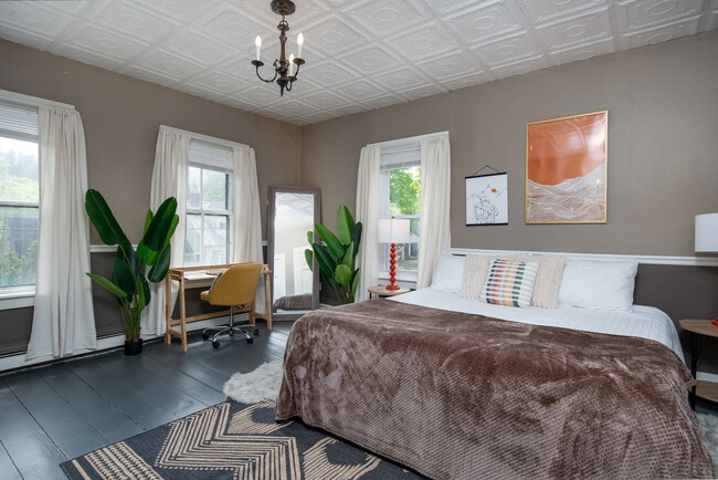 Building Photo - 7137 US-4