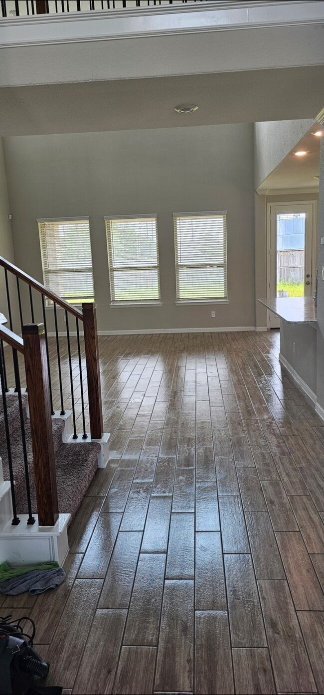 Building Photo - 2907 Velda May Dr