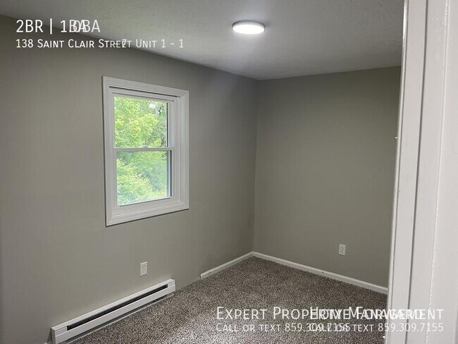 Building Photo - 138 St Clair St