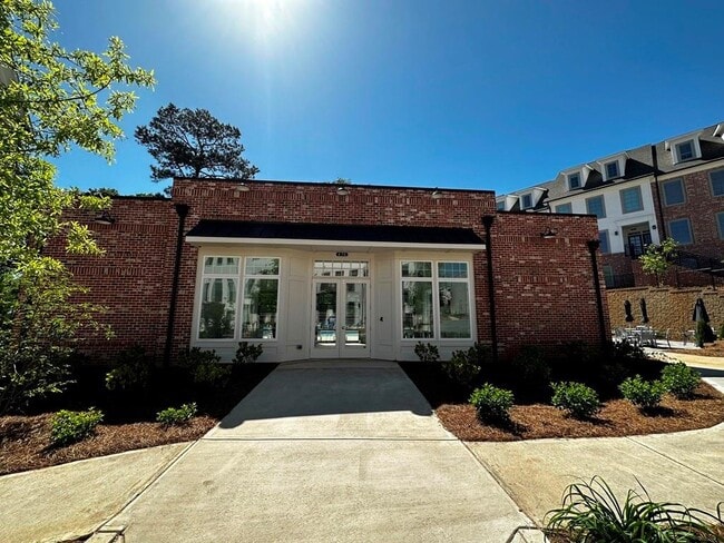 Building Photo - 519 Burton Dr