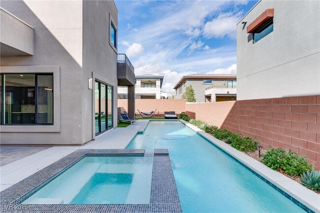 Building Photo - 10312 Jade Point Dr