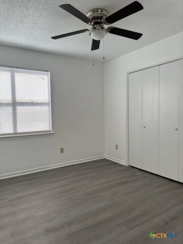 Building Photo - 1815 Cedarhill Dr