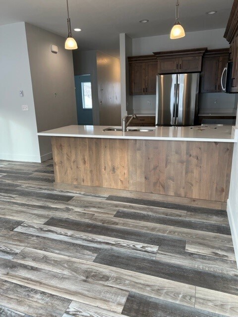 Building Photo - 310 Snake River Dr