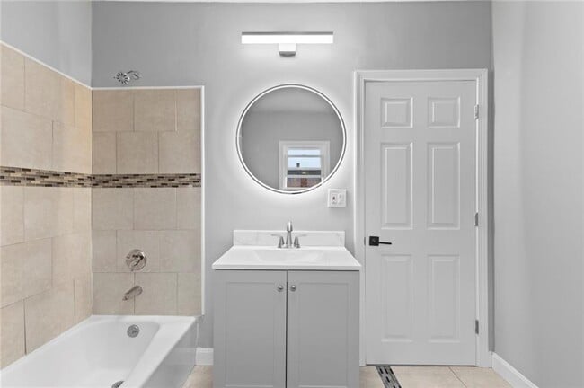 Building Photo - 1 Cottage St