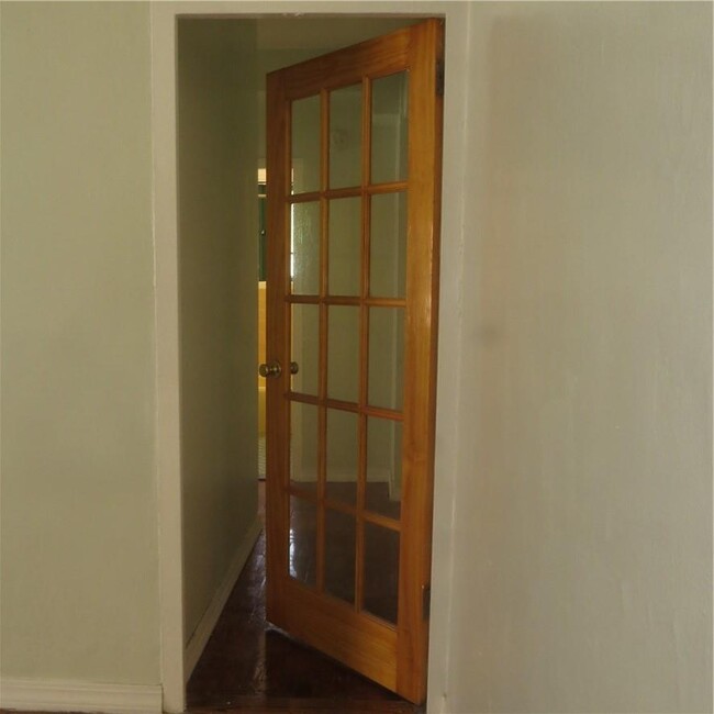 Building Photo - 1651 Metropolitan Ave