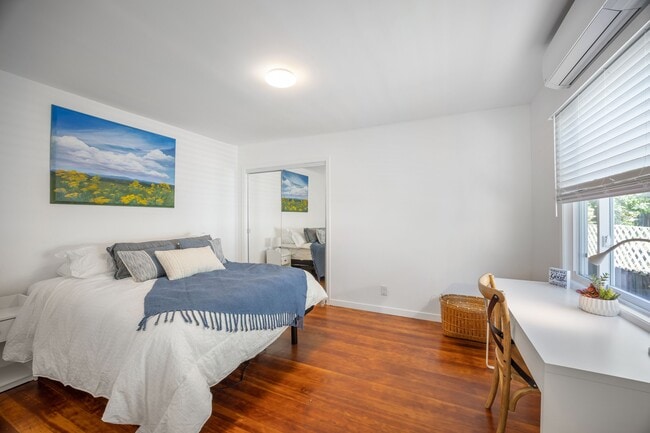 Building Photo - 80 Dominga Ave