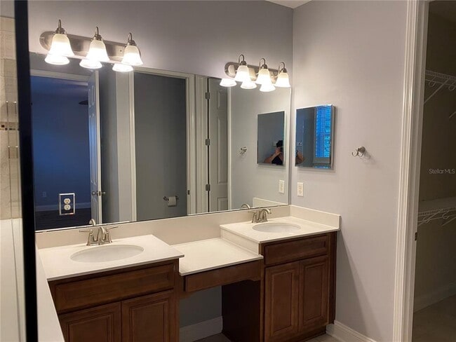 Building Photo - 25 Smiling Fish Ln