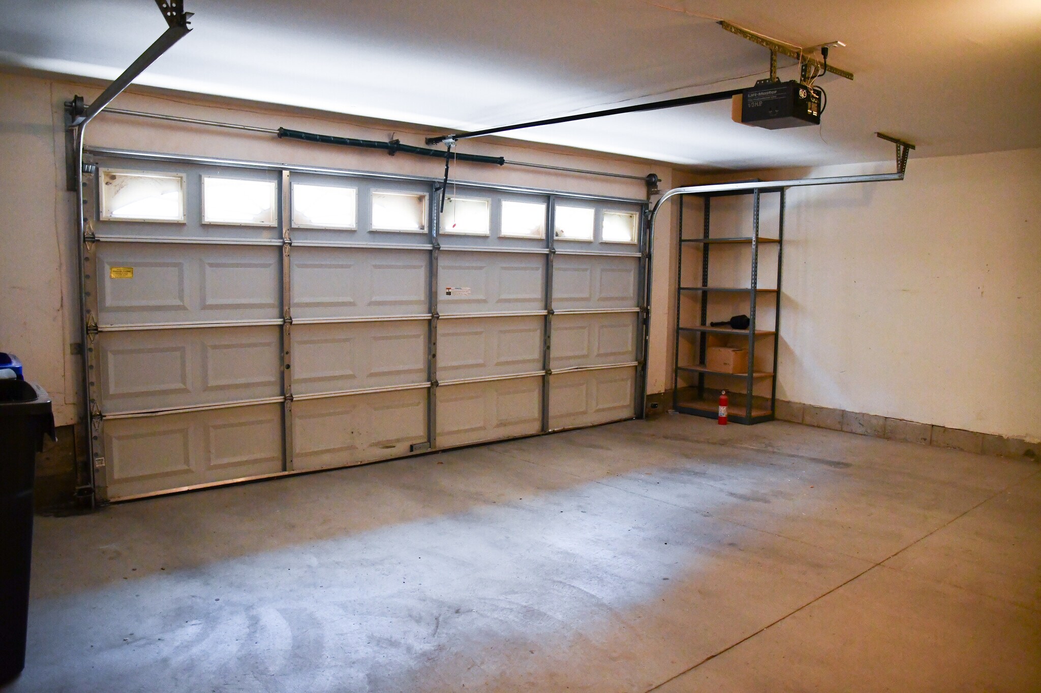 Garage - 12613 El Camino Real