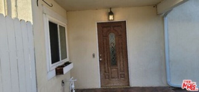 Building Photo - 5867 Cape Horn Dr