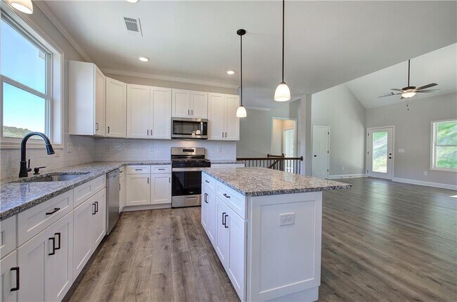 Building Photo - 309 Arbor Cir
