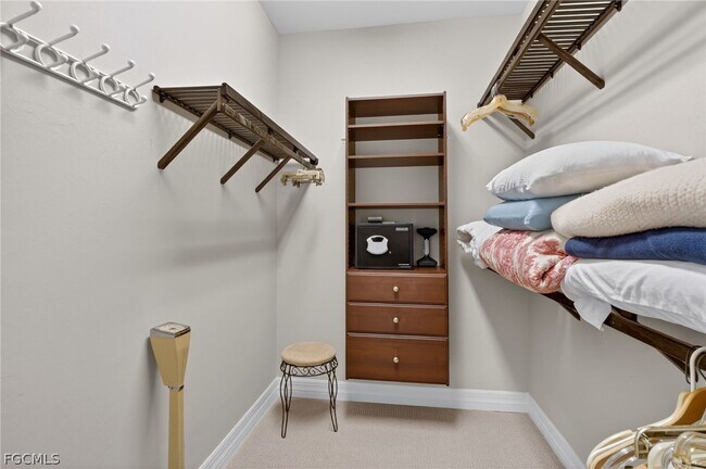 Building Photo - 11279 Thurston Chase