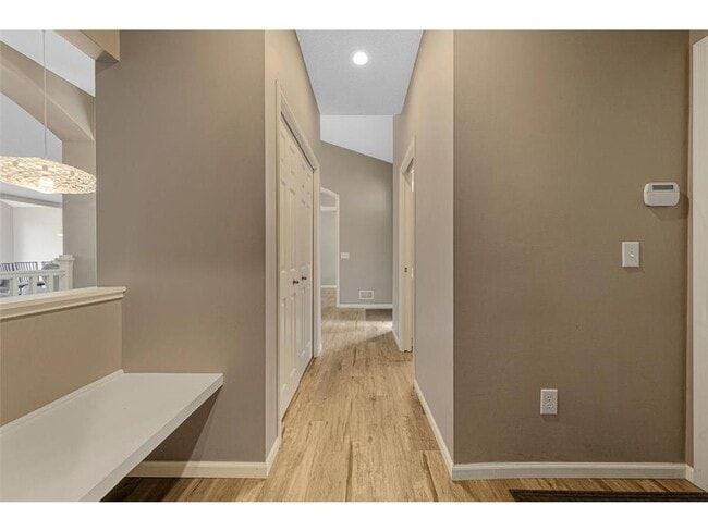 Building Photo - 1128 Shumway Ct