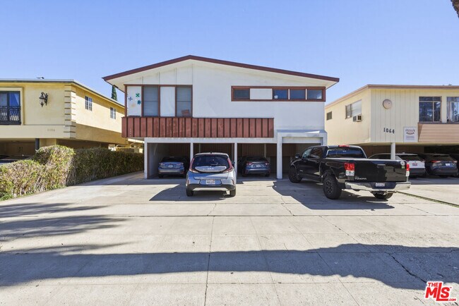 Building Photo - 1058 S Wooster St