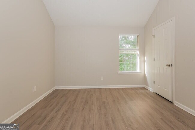 Building Photo - 100 Hawken Trail