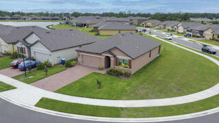 Building Photo - 922 Remington Green Dr SE