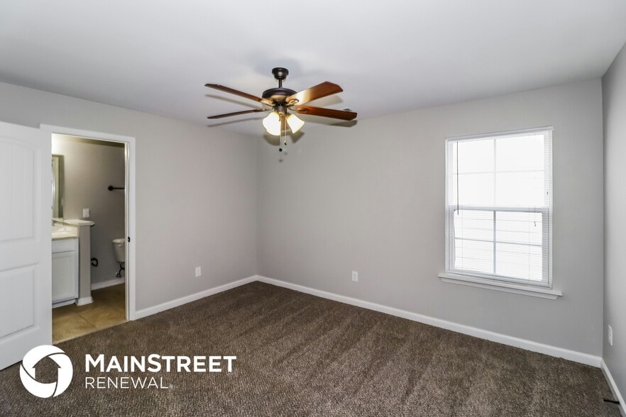 Building Photo - 10208 Sterling Ridge Dr